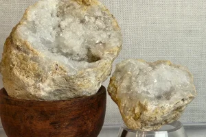 Geode Crystal Sedimentary Mineral Rock 11cm - Natural Beauty